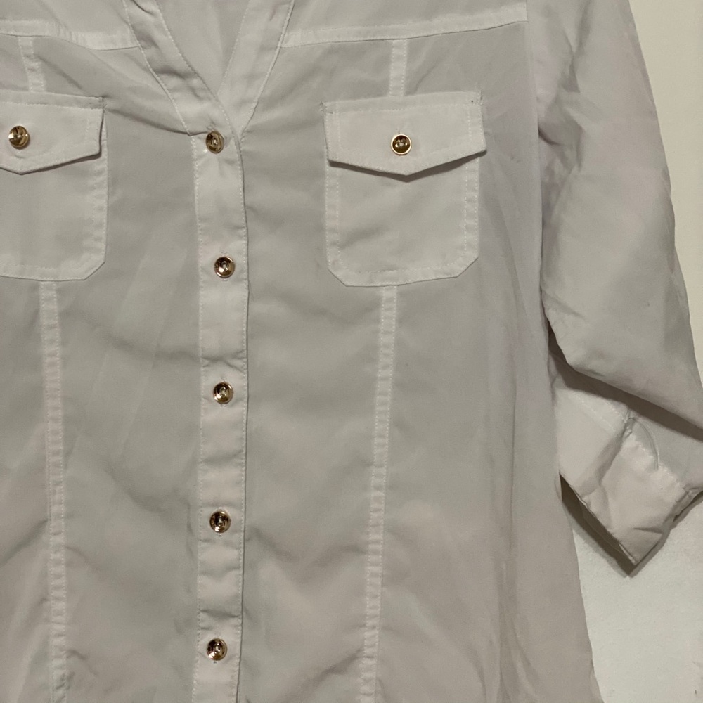 Button down top - Picture 3 of 3